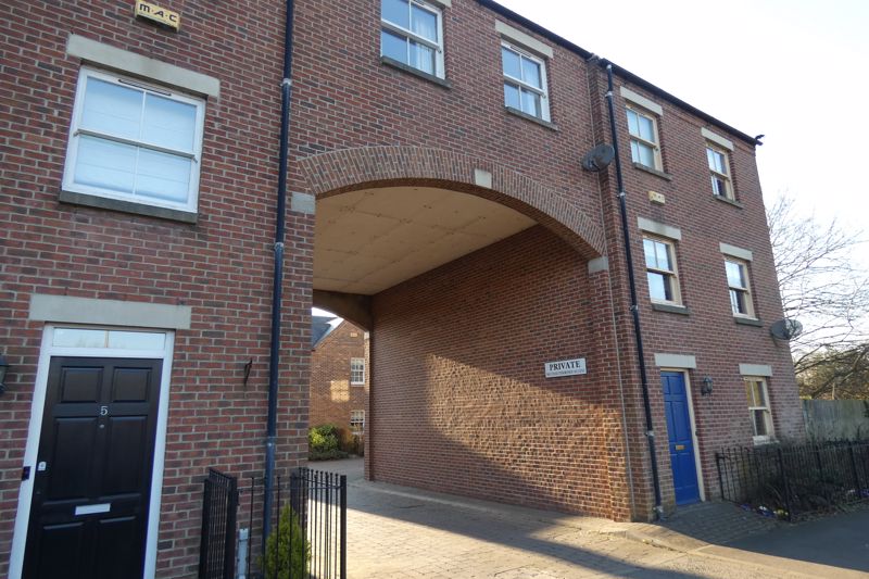 Entrance to Courtyard- click for photo gallery